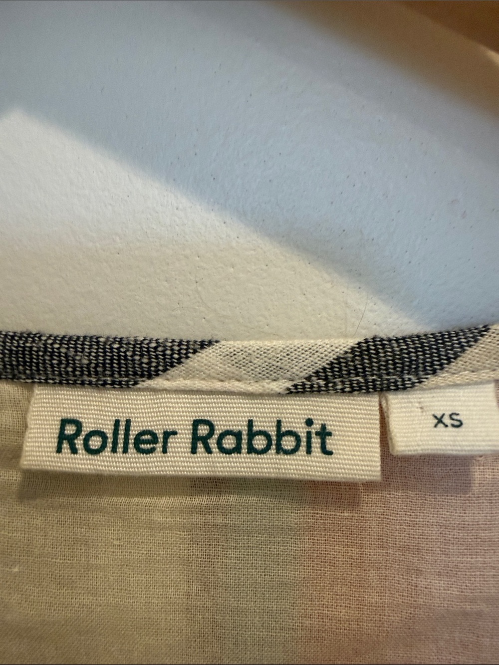Label on textile - Picture 2 of 5